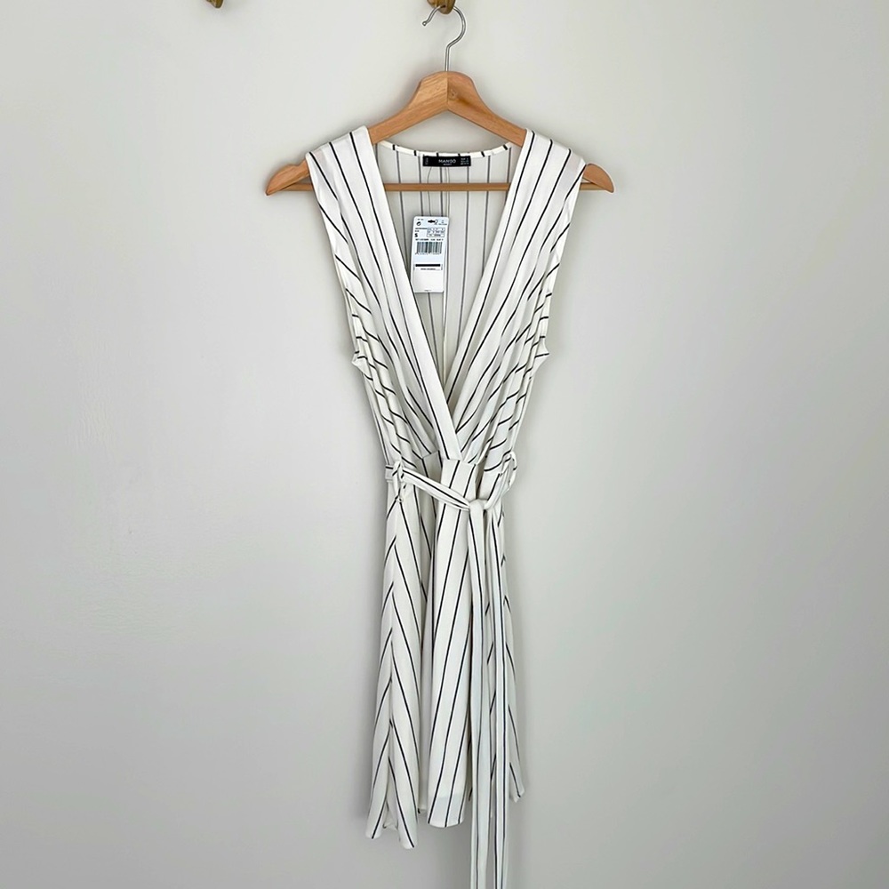 Mango white with black stripes sleeveless dress. Size S.